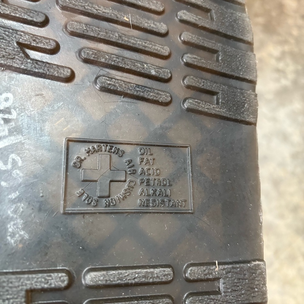 Dr. Martens Clarissa Sandals Size 8 - Picture 11 of 12